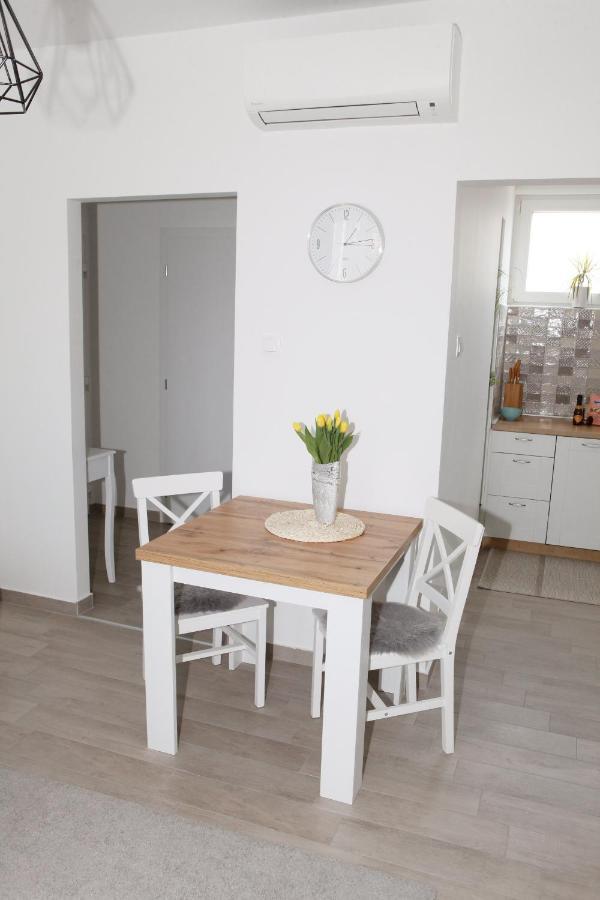 Apartman Lucija Karlovac Dış mekan fotoğraf