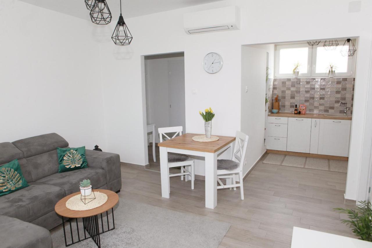 Apartman Lucija Karlovac Dış mekan fotoğraf