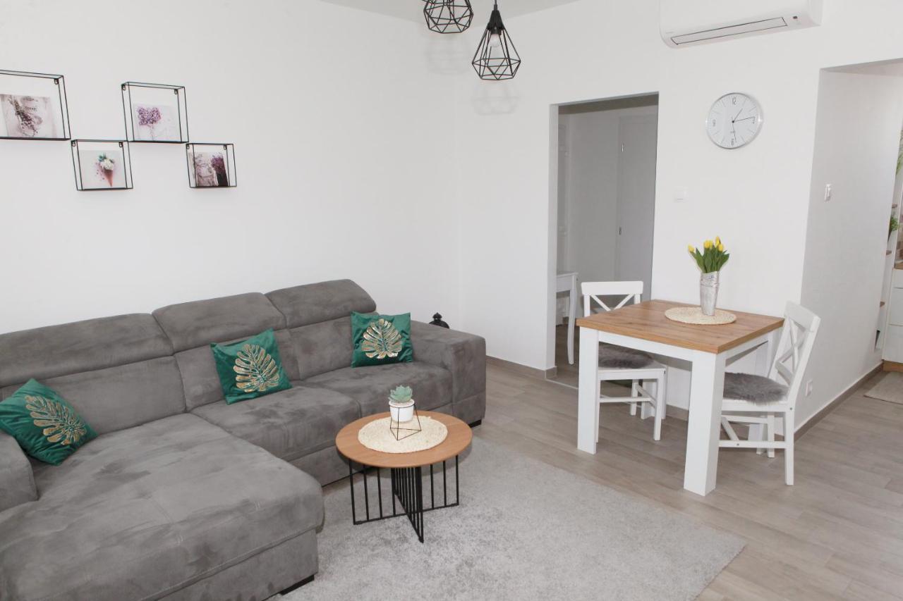 Apartman Lucija Karlovac Dış mekan fotoğraf
